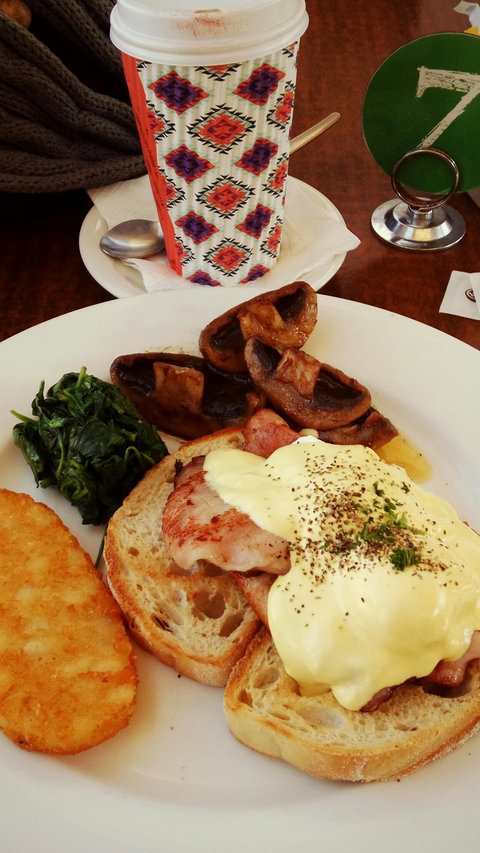 Cafe 65 - St Kilda Accommodation 11