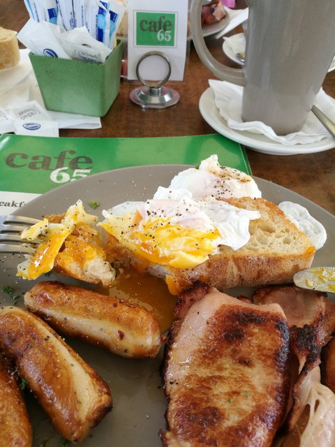 Cafe 65 - St Kilda Accommodation 13