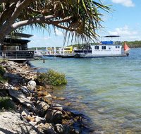 Tin Can Bay Yacht Club Bistro