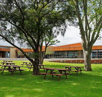 Mandoon Estate - St Kilda Accommodation