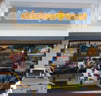 Chicken Treat - St Kilda Accommodation