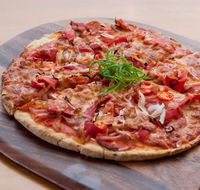 Berri Hotel Bistro - St Kilda Accommodation