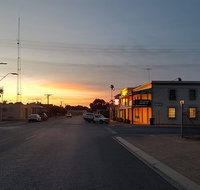 rising Sun Hotel - St Kilda Accommodation