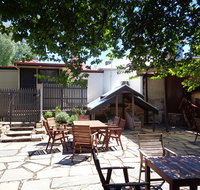Velvet and Willow Wines - St Kilda Accommodation