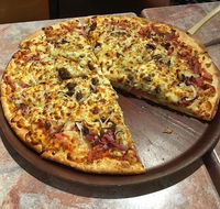 Gourmet Pizza and Pasta - St Kilda Accommodation