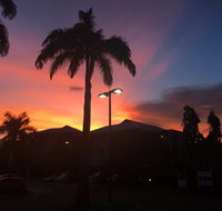 Blue Moon Grill - St Kilda Accommodation