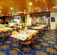 Coutts Commercial Tavern - St Kilda Accommodation