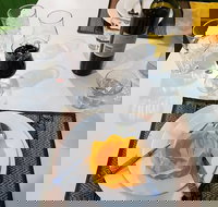 Dee's Vintage Thai Restaurant - St Kilda Accommodation