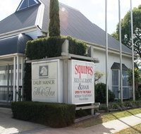 Squires A La Carte - St Kilda Accommodation