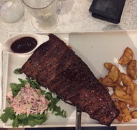 Trinity Beach Tavern - St Kilda Accommodation