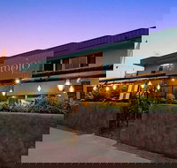 Mojo's Bar  Grill - St Kilda Accommodation