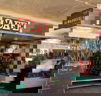 The Musical Fence Cafe - St Kilda Accommodation