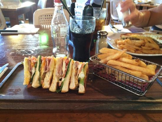 Woongoolba QLD St Kilda Accommodation