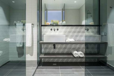 Peppers Docklands - St Kilda Accommodation 8