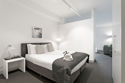 Docklands Private Collection - St Kilda Accommodation 11