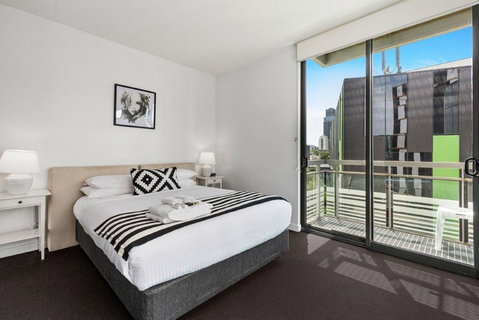 Docklands Private Collection - St Kilda Accommodation 13