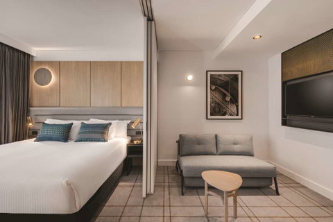 Vibe Hotel Sydney Darling Harbour - St Kilda Accommodation 13