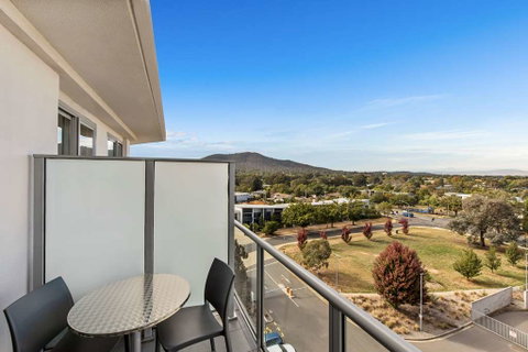 Adina Serviced Apts Canberra Dickson - St Kilda Accommodation 8