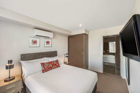 Adina Serviced Apts Canberra Dickson - St Kilda Accommodation 12