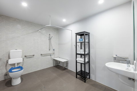 Meriton Suites Sydney Airport - St Kilda Accommodation 10