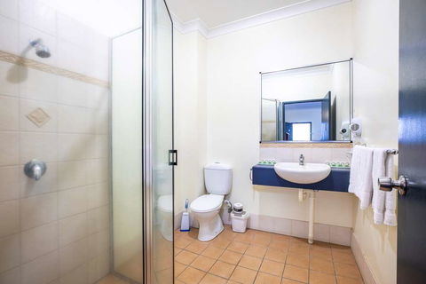 Atherton Hotel - St Kilda Accommodation 3