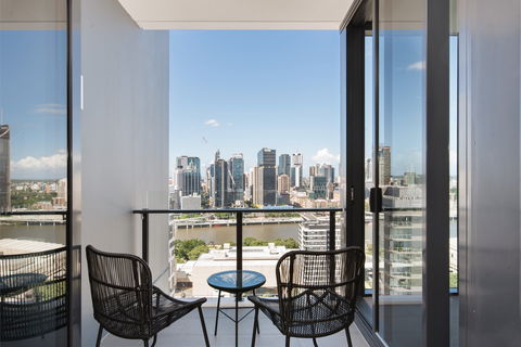 Arise Ivy And Eve - St Kilda Accommodation 6