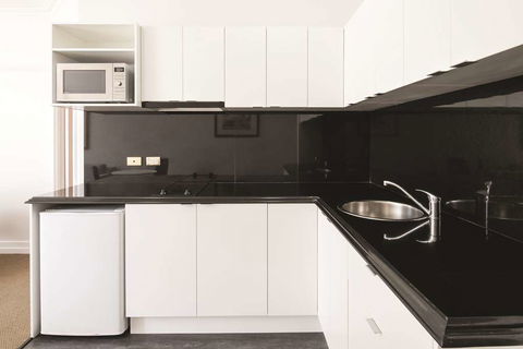 Adina Apartment Hotel Anzac Square - St Kilda Accommodation 8