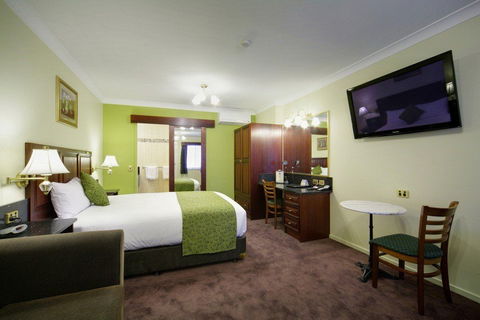 Albury Georgian - St Kilda Accommodation 3