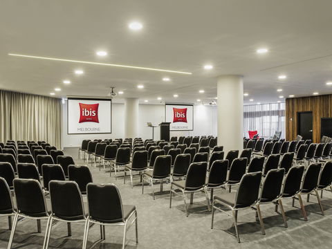 Ibis Hotel - St Kilda Accommodation 11