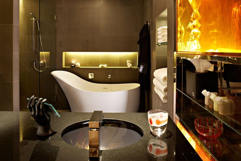 QT Sydney - St Kilda Accommodation 7