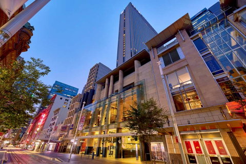 Hilton Sydney - St Kilda Accommodation 0