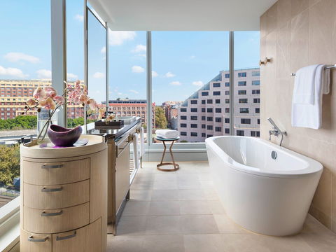 Sofitel Sydney Darling Harbour - St Kilda Accommodation 3