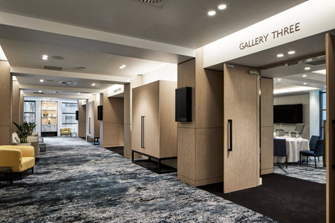 Crowne Plaza Sydney Darling Harbour - St Kilda Accommodation 9