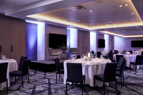 Crowne Plaza Sydney Darling Harbour - St Kilda Accommodation 16