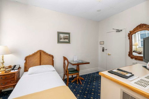 Castlereagh Boutique Hotel, Ascend - St Kilda Accommodation 3