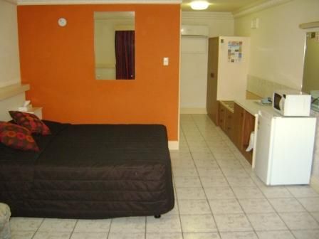 Alice Springs Airport Motel - St Kilda Accommodation 1