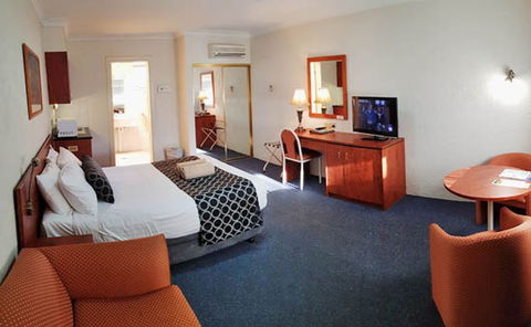 Amber Court Motor Inn - St Kilda Accommodation 1