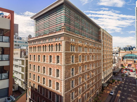 Holiday Inn Darling Harbour - St Kilda Accommodation 0