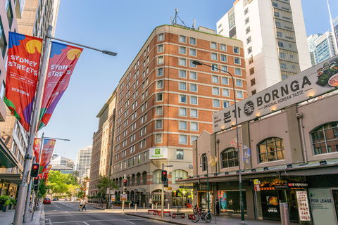 Holiday Inn Darling Harbour - St Kilda Accommodation 1