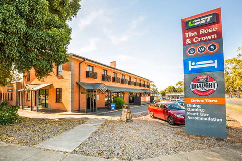 Nightcap Rose & Crown Hotel - St Kilda Accommodation 0