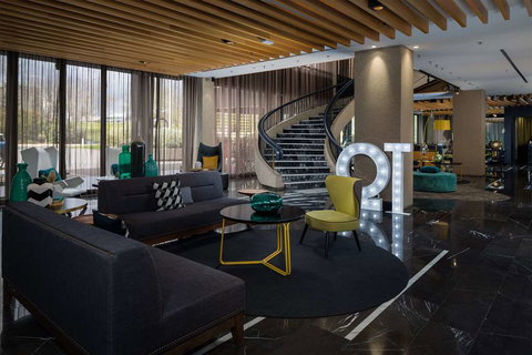 QT Canberra - St Kilda Accommodation 2