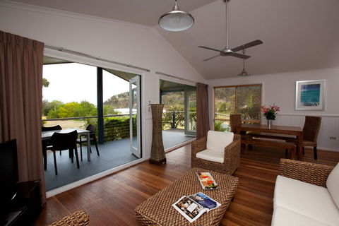 Ocean Beach Resort And Holiday Park - St Kilda Accommodation 2