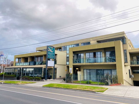 Quality Hotel Bayside Geelong - St Kilda Accommodation 1
