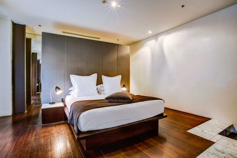 Establishment Hotel - St Kilda Accommodation 13