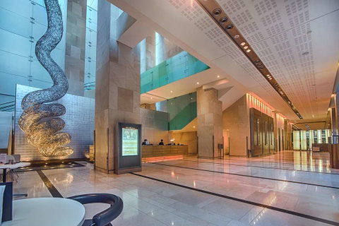 Hilton Sydney - St Kilda Accommodation 4