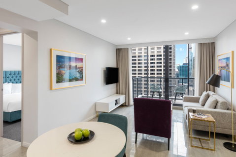 Meriton Suites Pitt Street - St Kilda Accommodation 10