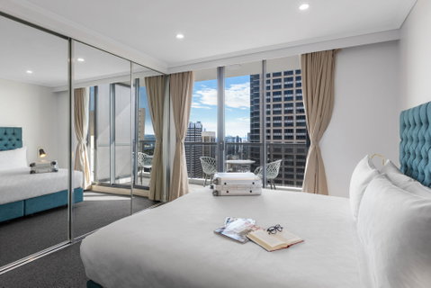 Meriton Suites Pitt Street - St Kilda Accommodation 13