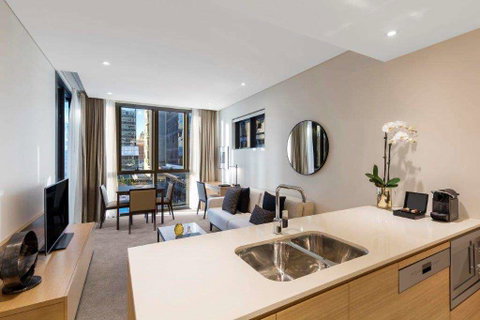 SKYE Suites Sydney - St Kilda Accommodation 4