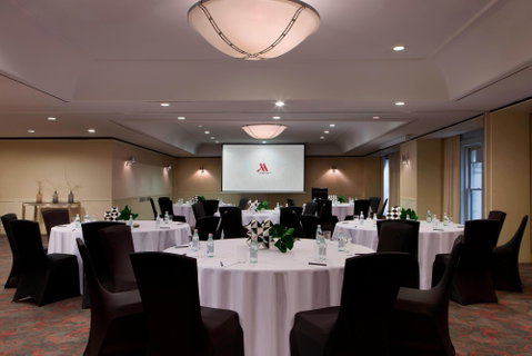 Sydney Harbour Marriott at Circular Quay - St Kilda Accommodation 7