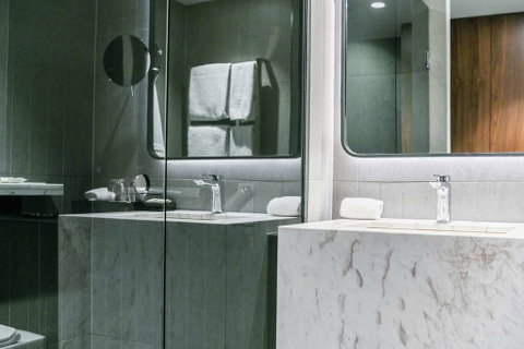 West Hotel Sydney, Curio Collection - St Kilda Accommodation 6